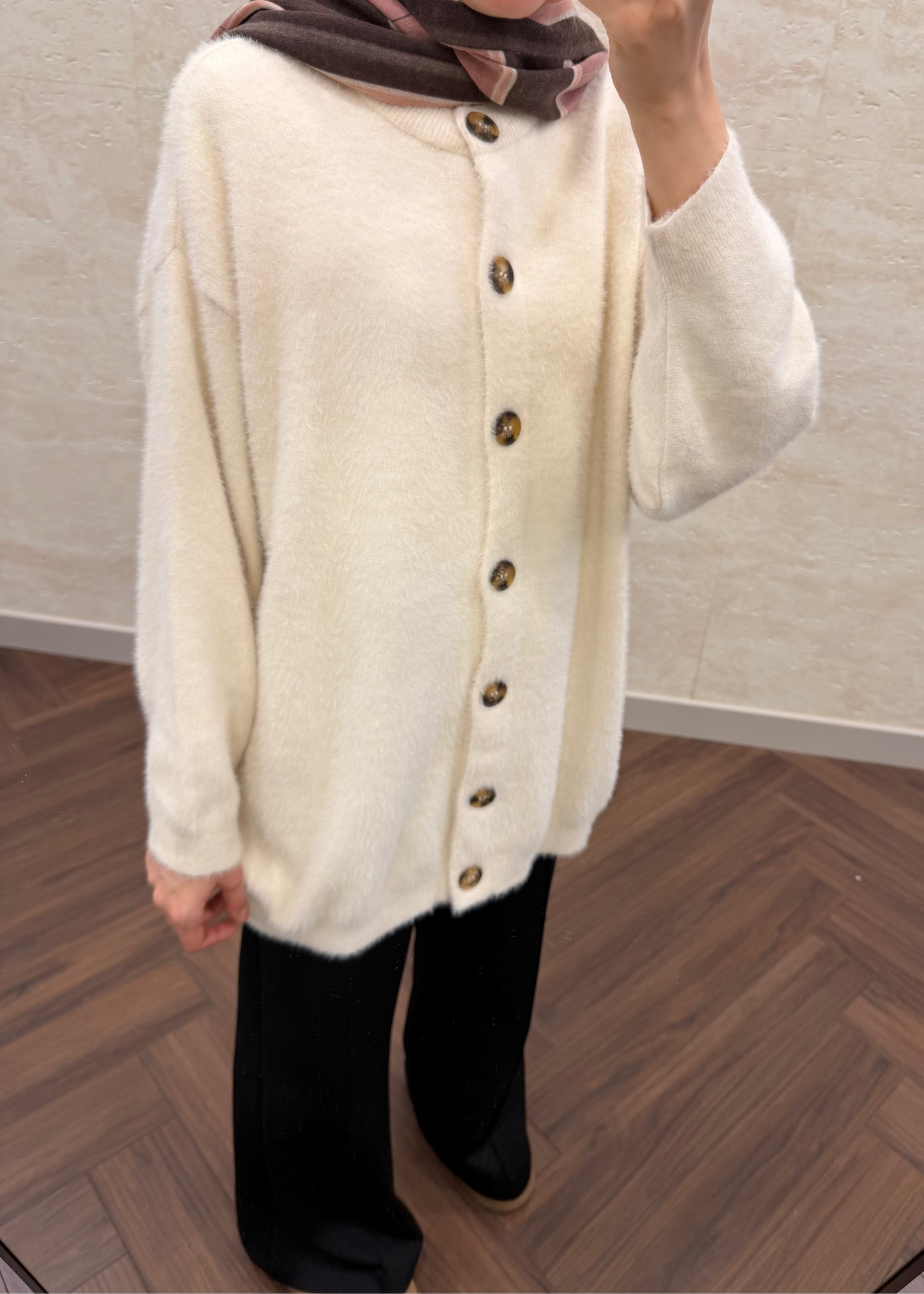 YUMOŞ DÜĞMELİ HIRKA EKRU