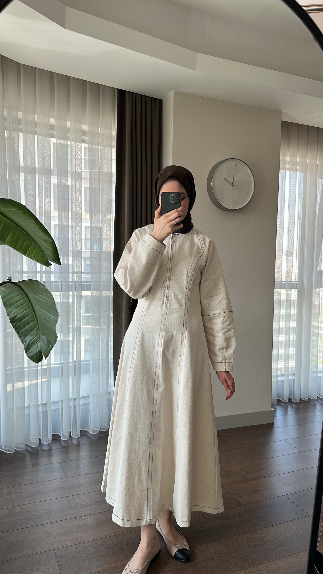 DİKİŞ DETAYLI FERMUARLI GABARDİN ELBİSE NATUREL