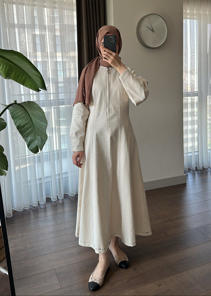 DİKİŞ DETAYLI FERMUARLI GABARDİN ELBİSE NATUREL