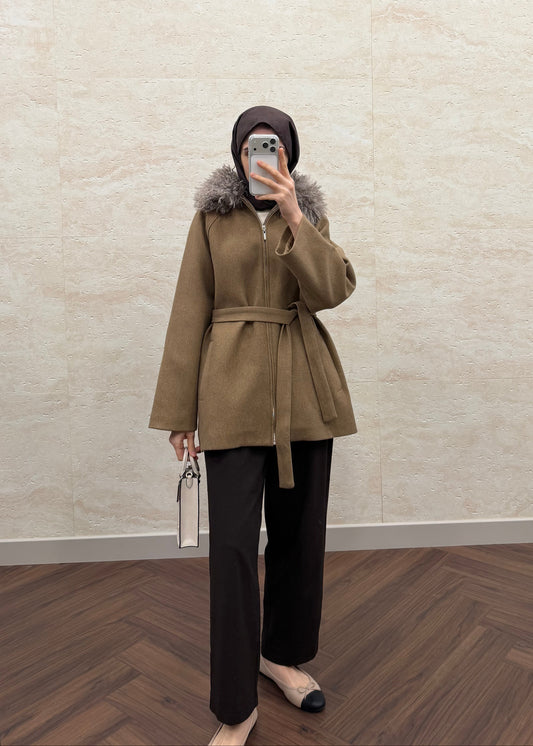 KÜRK YAKA KAŞE KABAN CAMEL