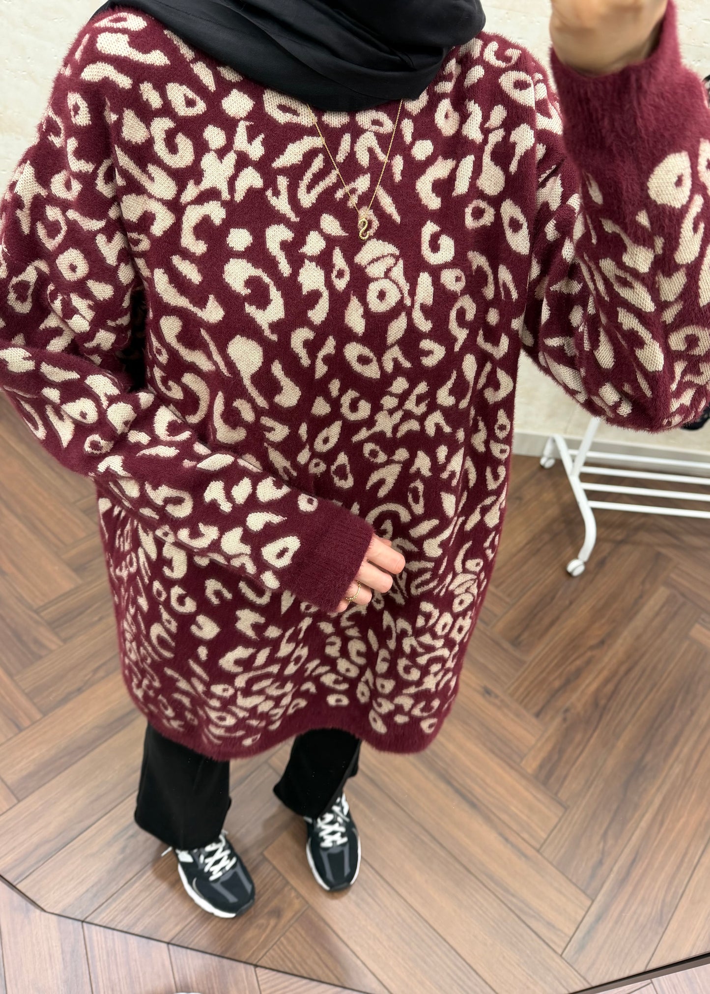 SAKALLI YUMOŞ LEOPAR KAZAK MÜRDÜM