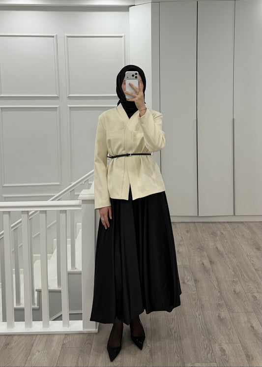 DERİ KEMERLİ CEKET KREM