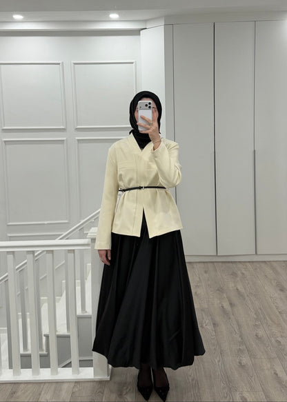 DERİ KEMERLİ CEKET KREM